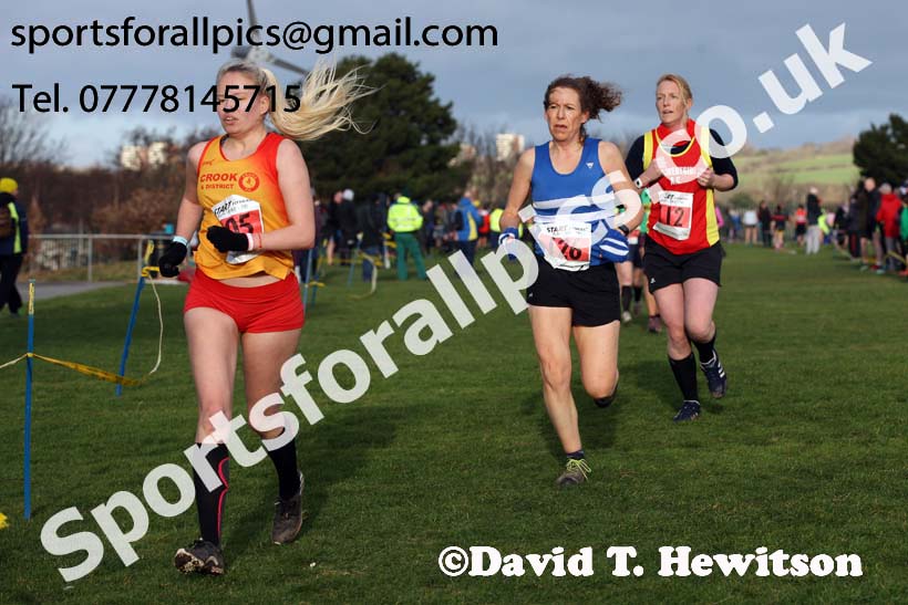 Senior womens and veteran Cathedral Relays, Birtley. Photo:  David T. Hewitson/Sports for All Pics